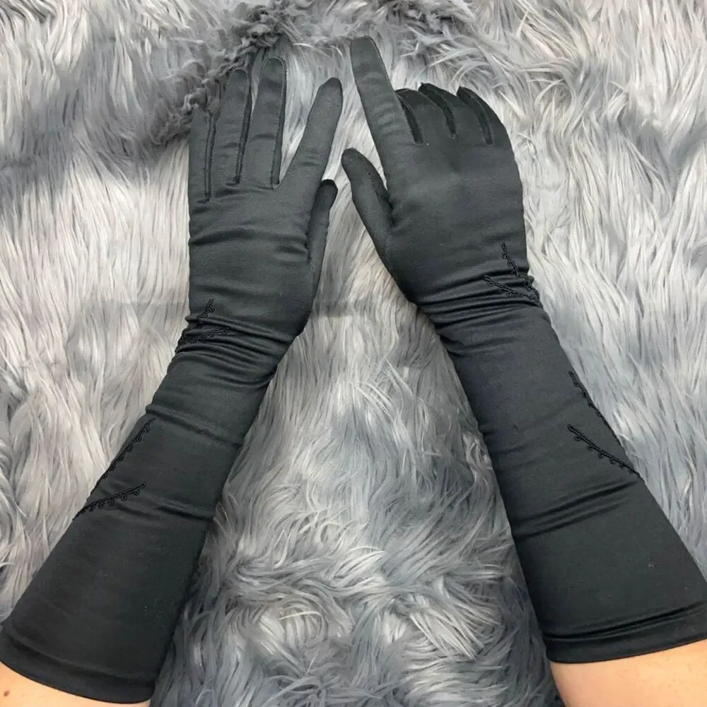 Vintage Black Embroidered Detail Evening Gloves